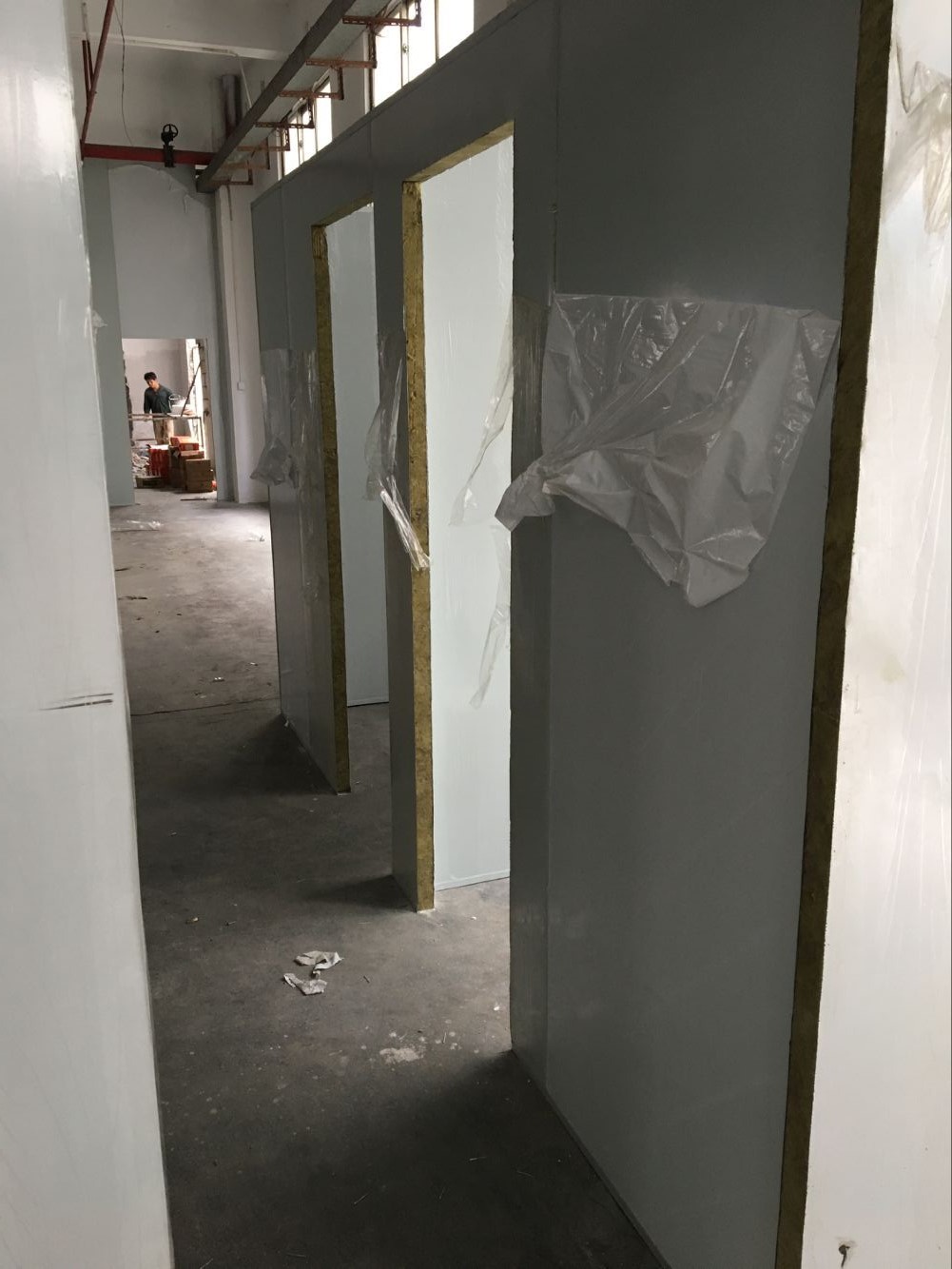 东莞岩棉彩钢板 安装方便简单