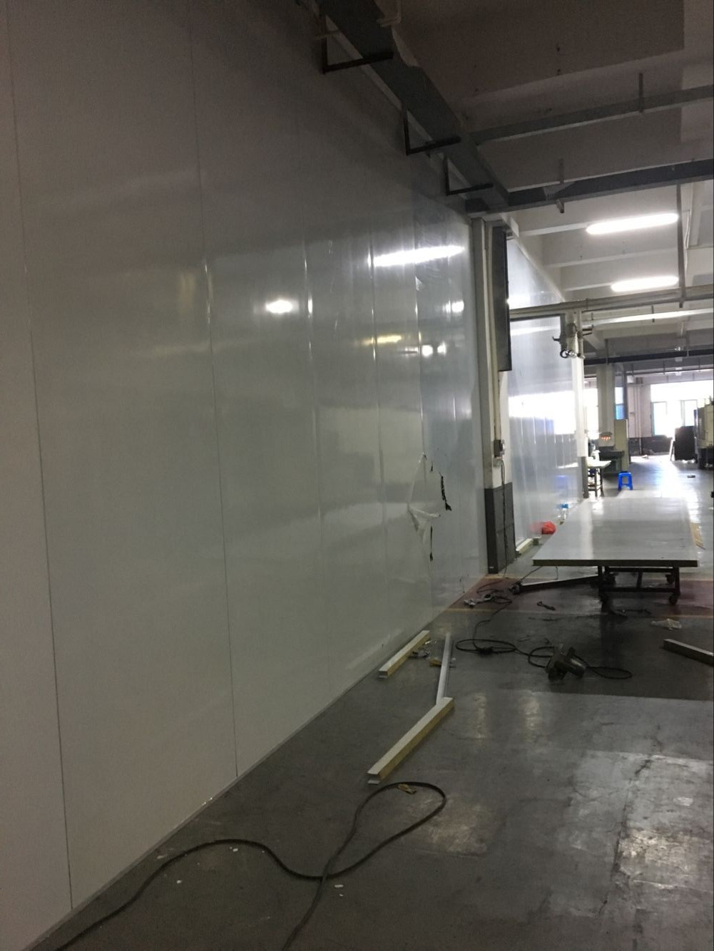 新湾镇防火硅岩彩钢板 品质保障