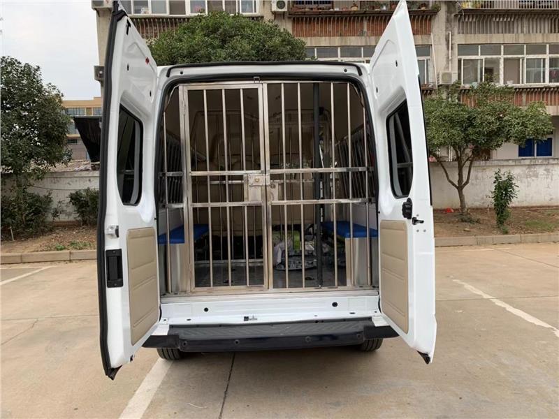 福特军警囚车 大庆15人座囚车福特法院囚车