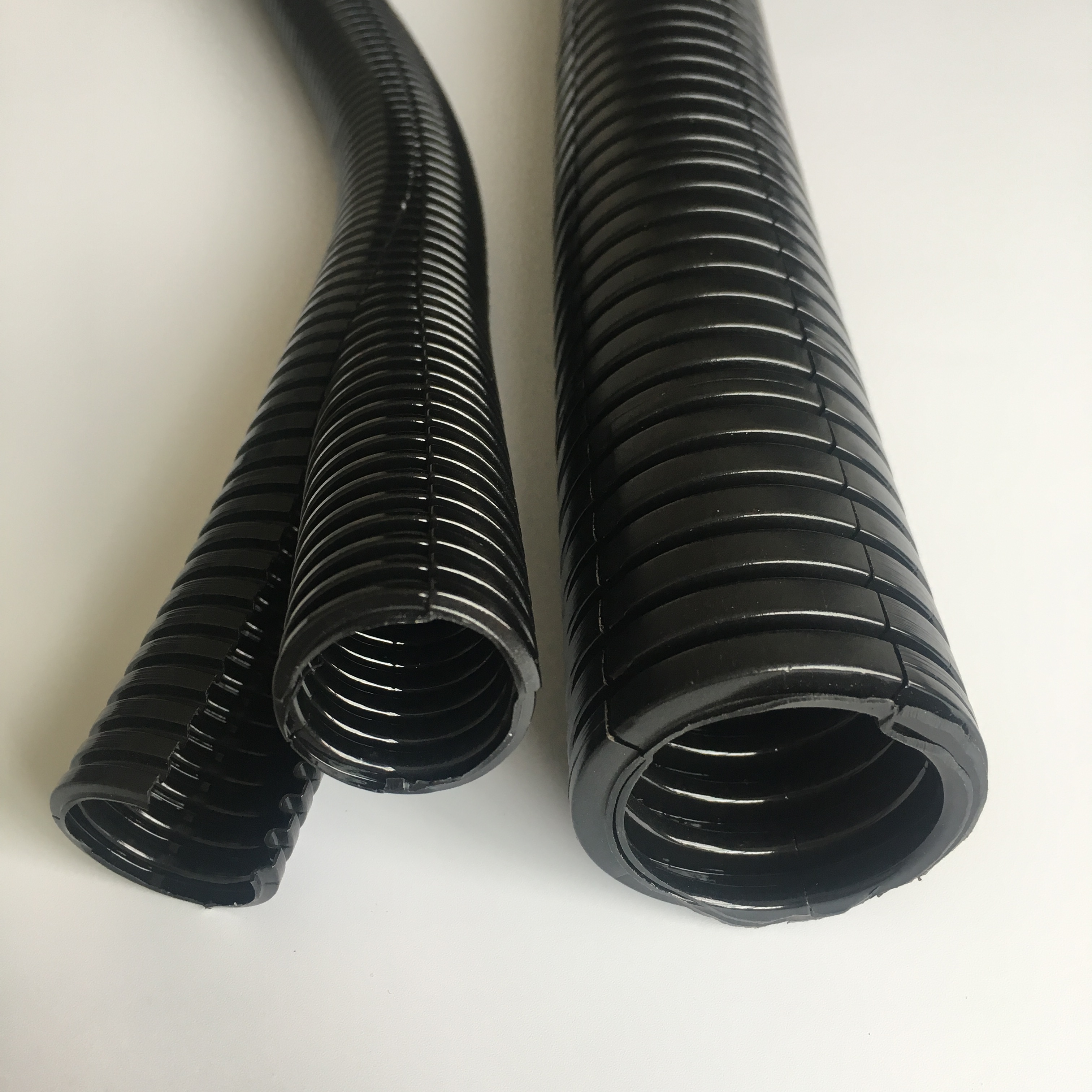 尼龙穿线管 电缆保护管厂家直销