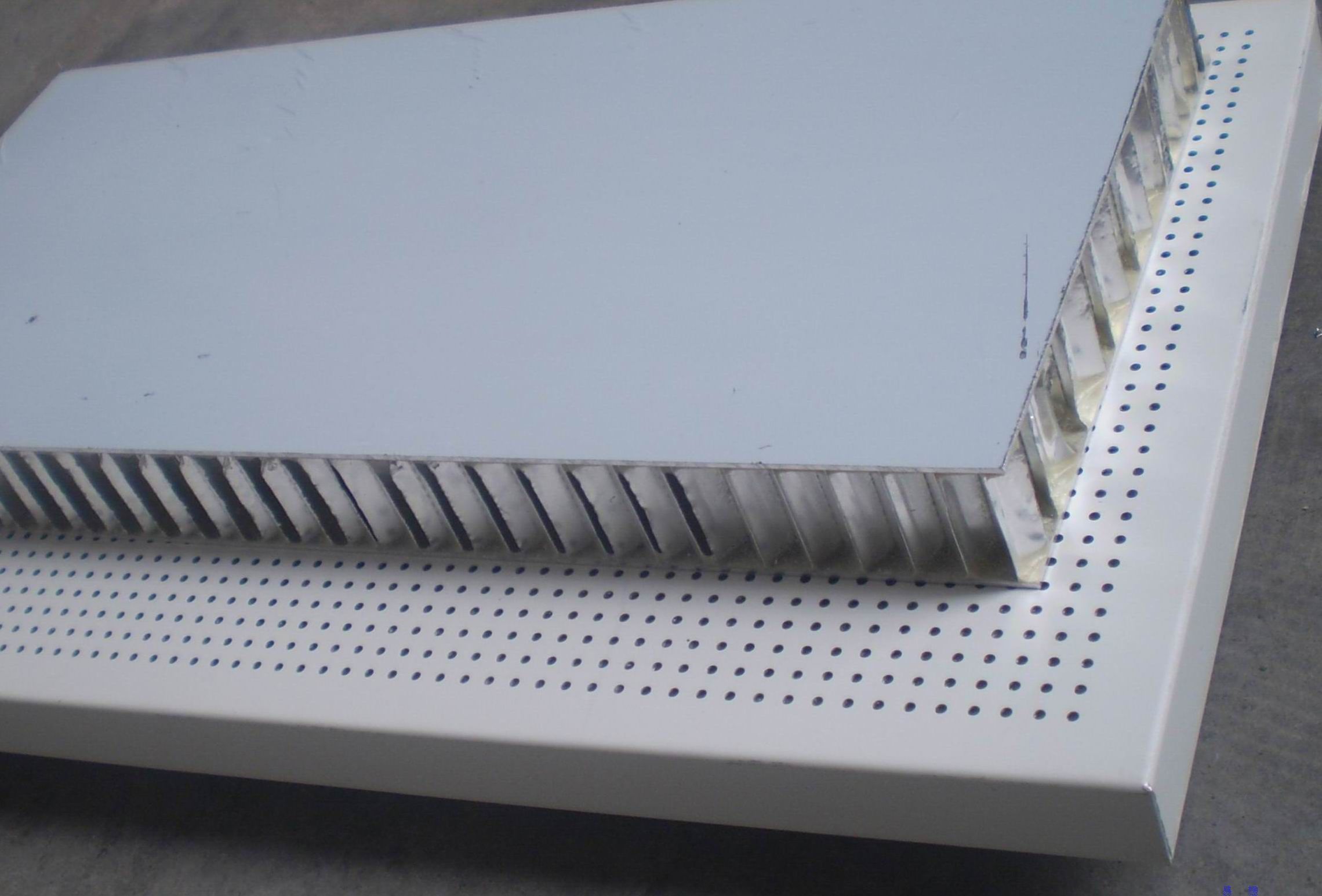 外墙铝蜂窝板 房地产氟碳铝蜂窝板