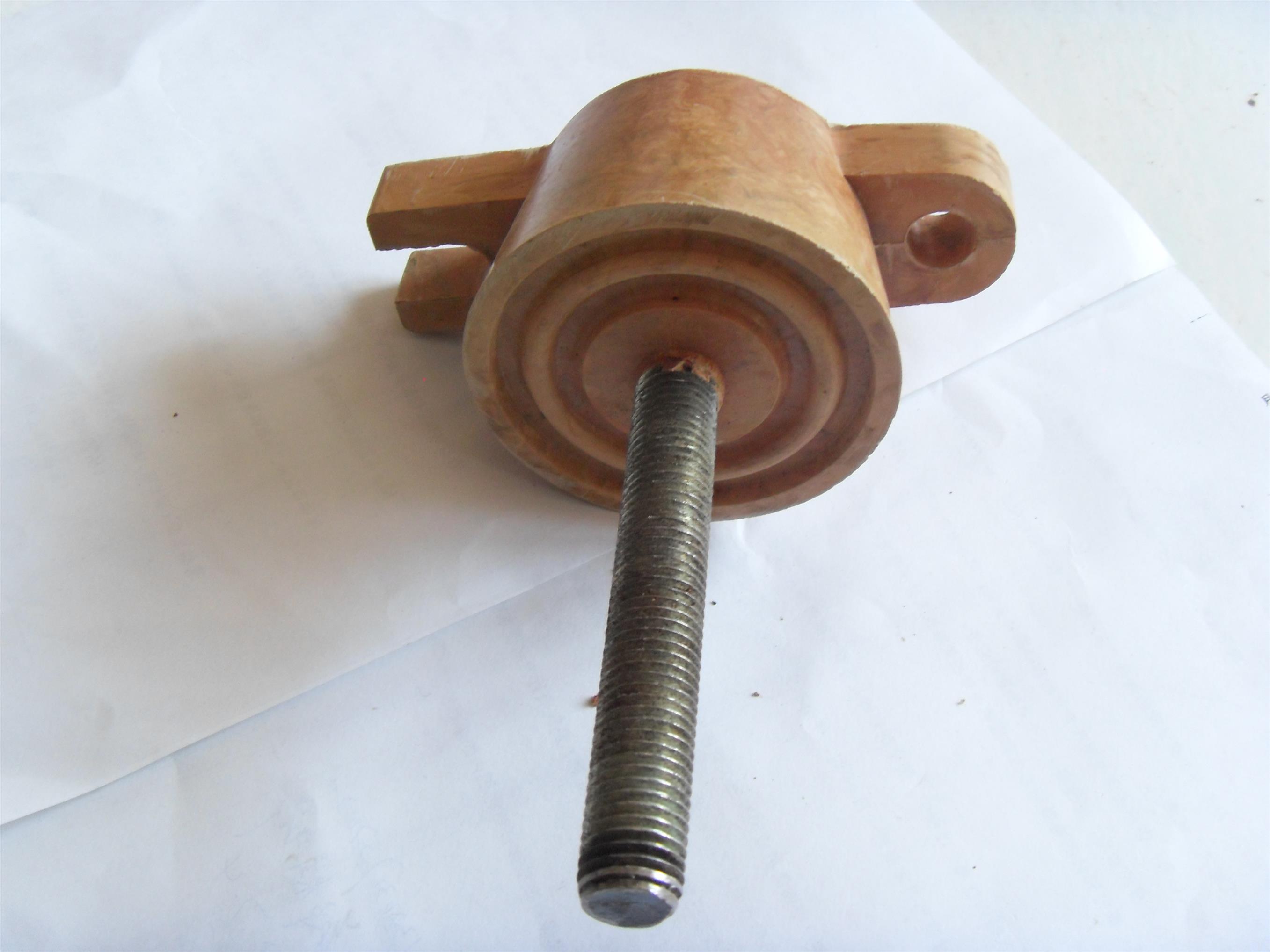 胶木绝缘子 厂家定做绝缘设备询盘留言|主营产品:碳刷,线圈,电机风叶