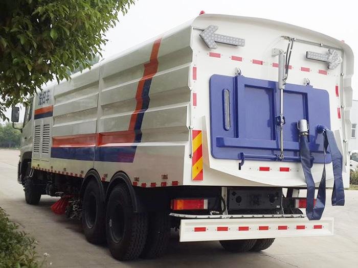 吸尘车西宁5吨扫路车销售