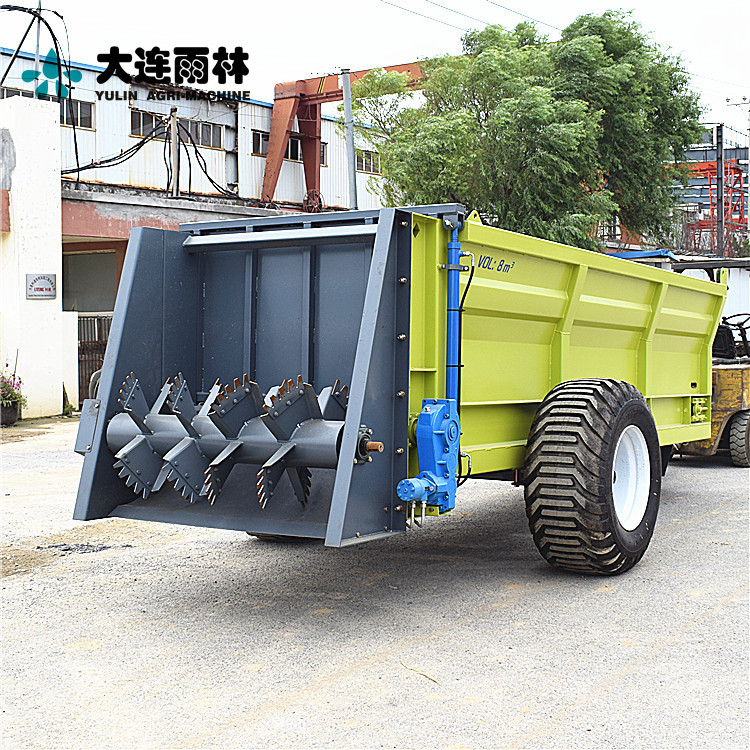 撒肥料的机器 连云港扬肥车大连雨林工厂批发