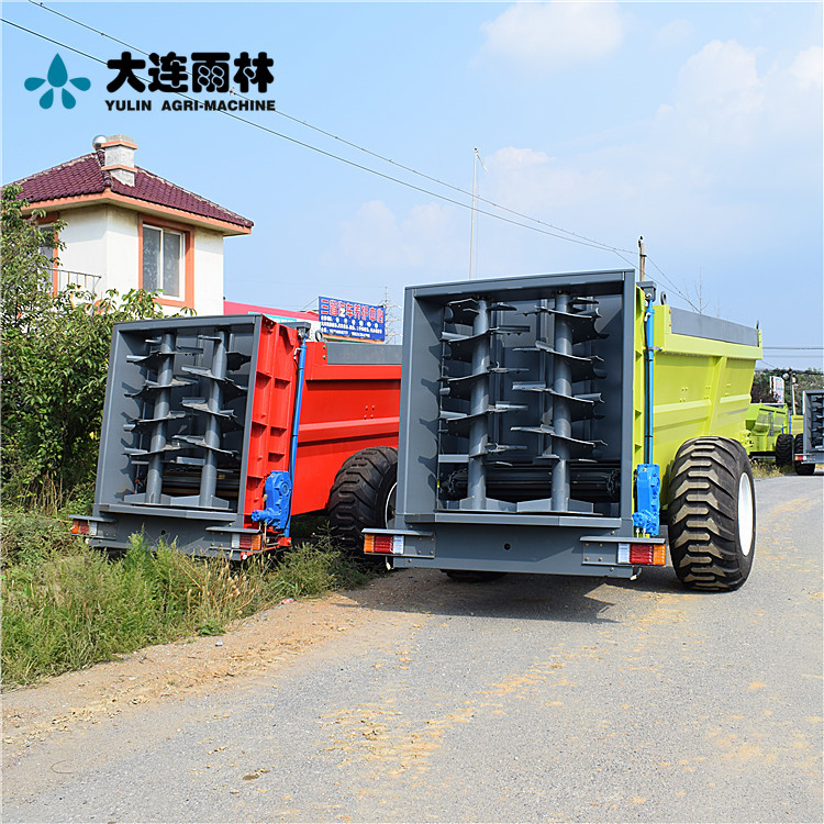 撒肥料的机器 农牧场施肥车大连雨林厂家批发