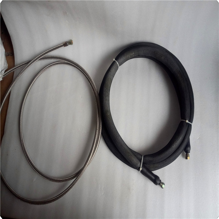 模温机高温节能保温油管 海口模温机节能保温管产地货源