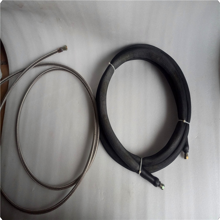 节能保温铁氟龙导热油管 哈尔滨模温机节能保温管厂家