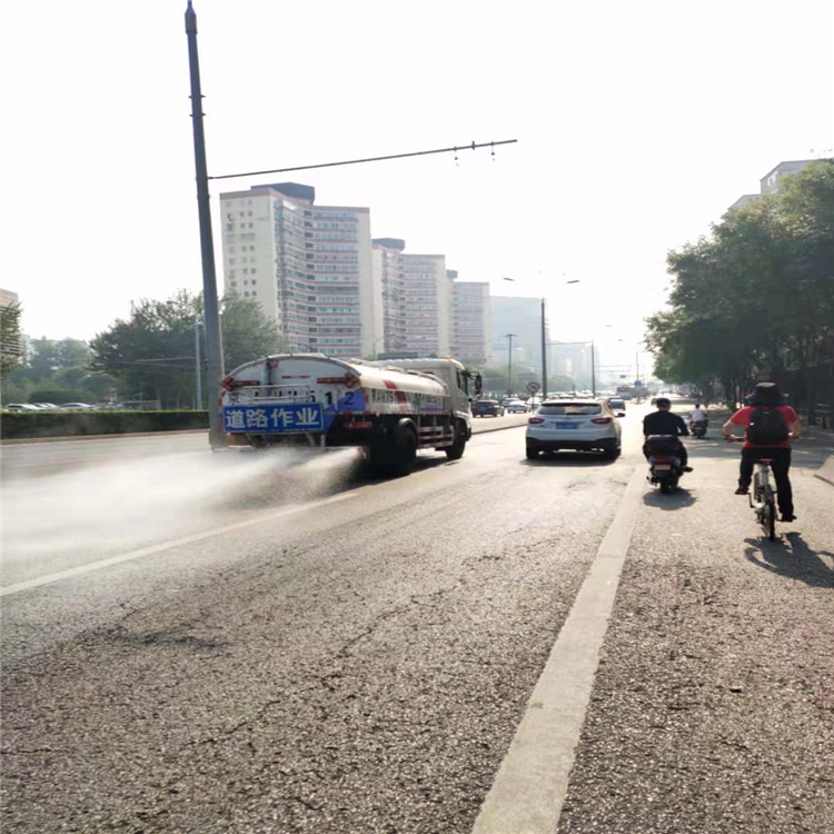 北京绿化喷洒车租赁欢迎来电洽谈联系电话 平价惠民