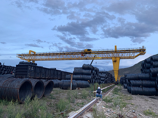 莱芜龙门吊德信娱乐租赁 龙门吊50t出租