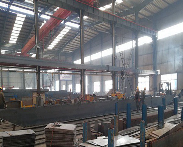 甘肃超长电磁挂梁桥式起重机价格 20/5吨双梁吊钩桥式行车价格