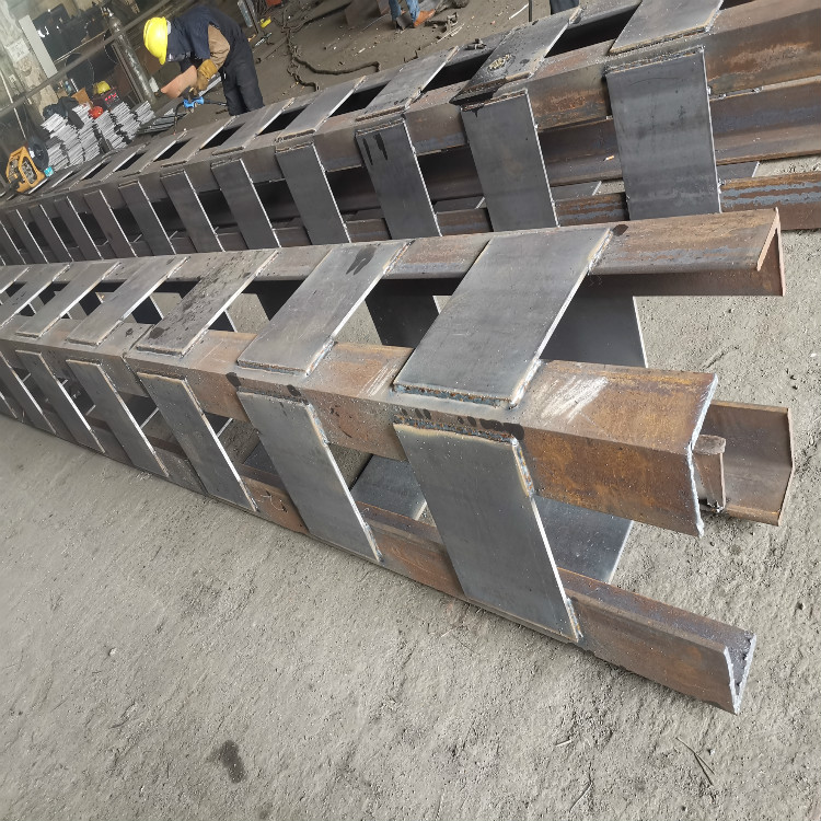 桥梁支撑格构柱茂名桥梁支撑格构柱厂家直销