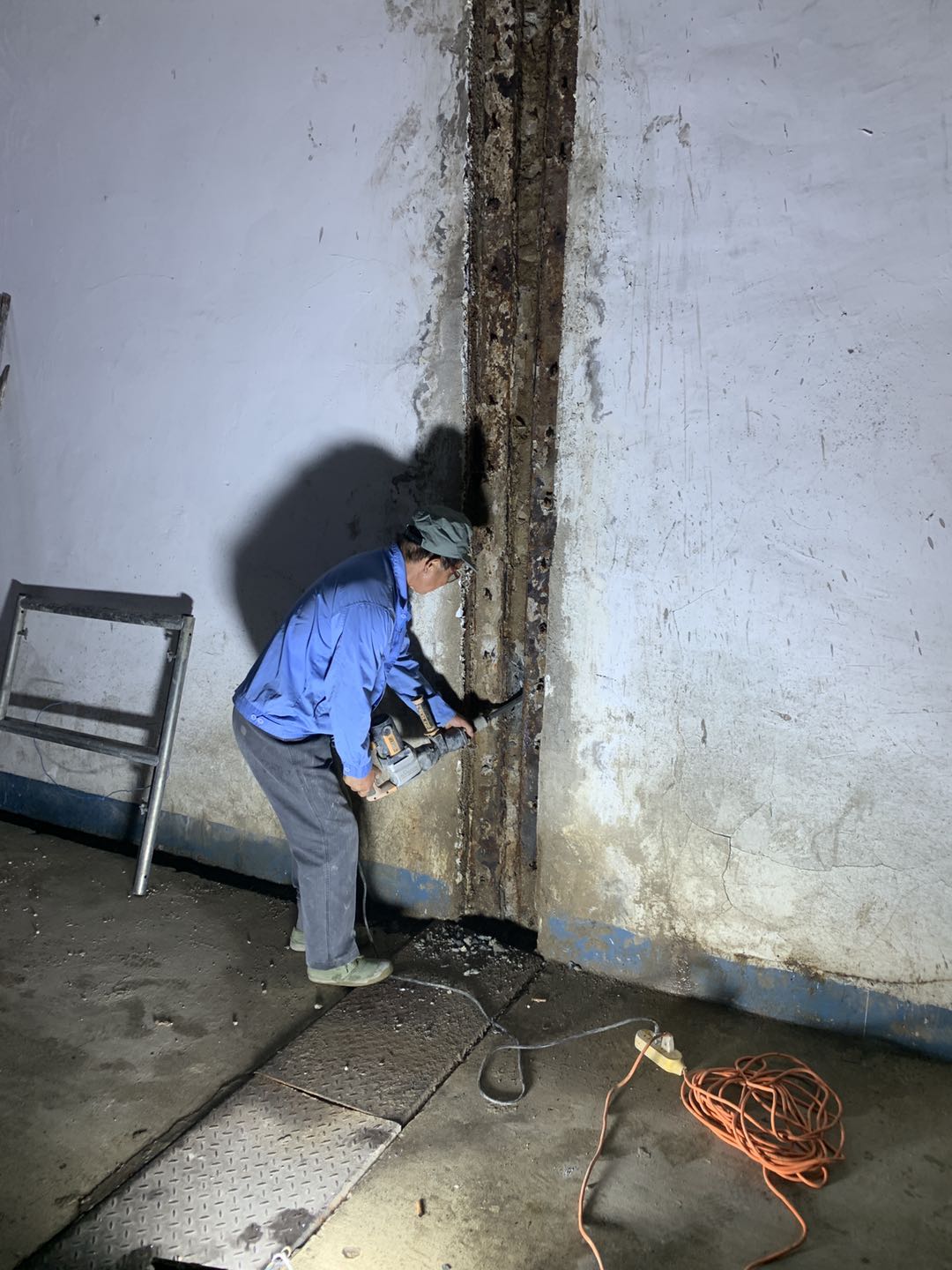 地下室伸缩缝堵漏泉州剪力墙伸缩缝堵漏施工