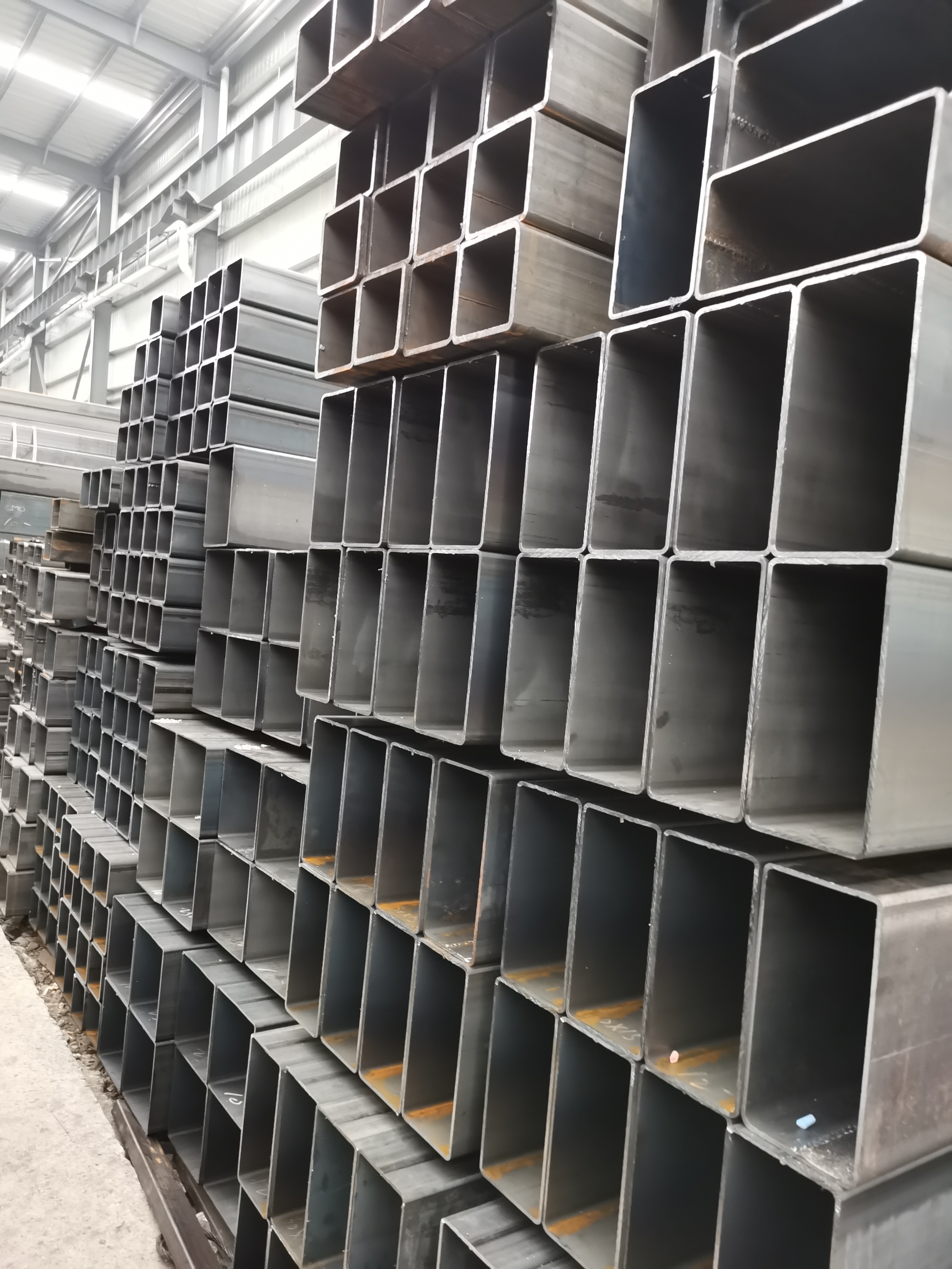 镀锌板管广东热镀锌方管供货商