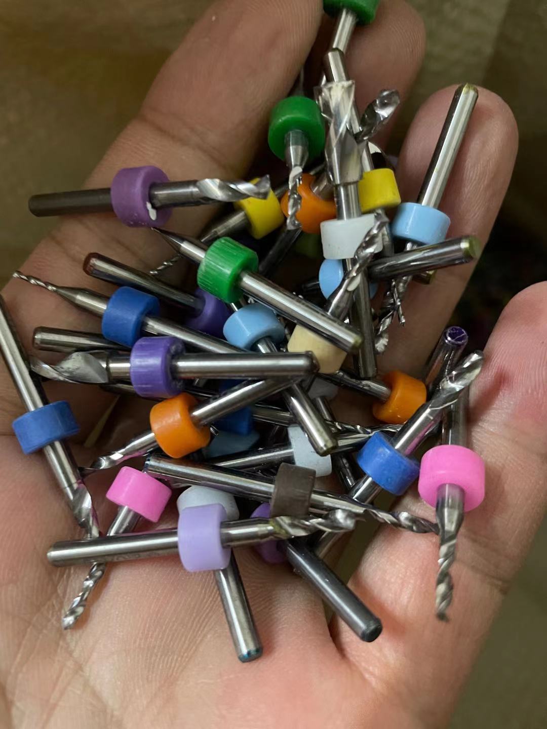 汕尾大量钨钢刀粒回收 市场行情