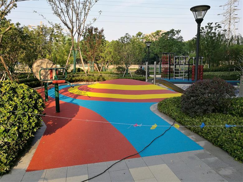 透水塑胶地坪厂家