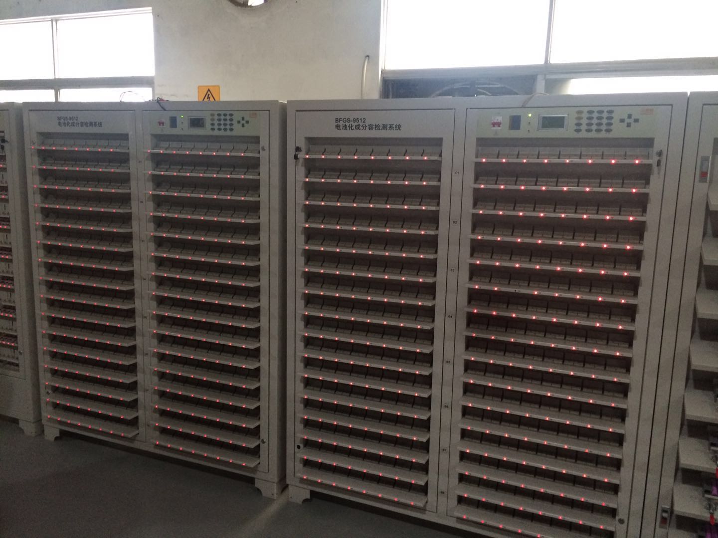 新威测试柜 西宁电池组分容柜代理