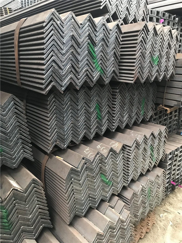 多孔角钢镀锌角铁批发镀锌钢材厂家直供