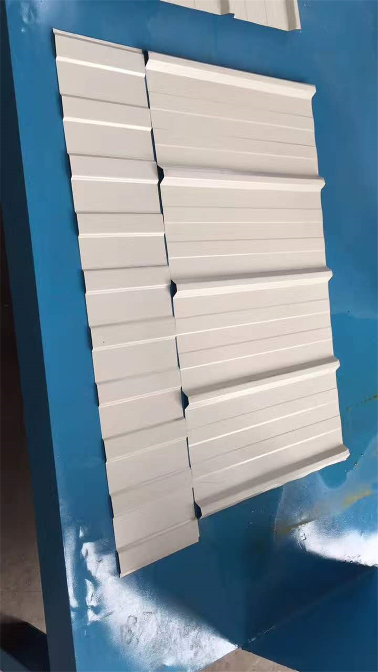 彩钢瓦,泛水板,包角板安装: 彩钢瓦,泛水板,包角板等配件所在的部位