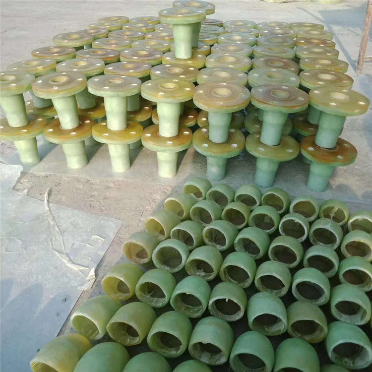 玻璃钢烟囱 哈尔滨耐老化玻璃钢弯头价格