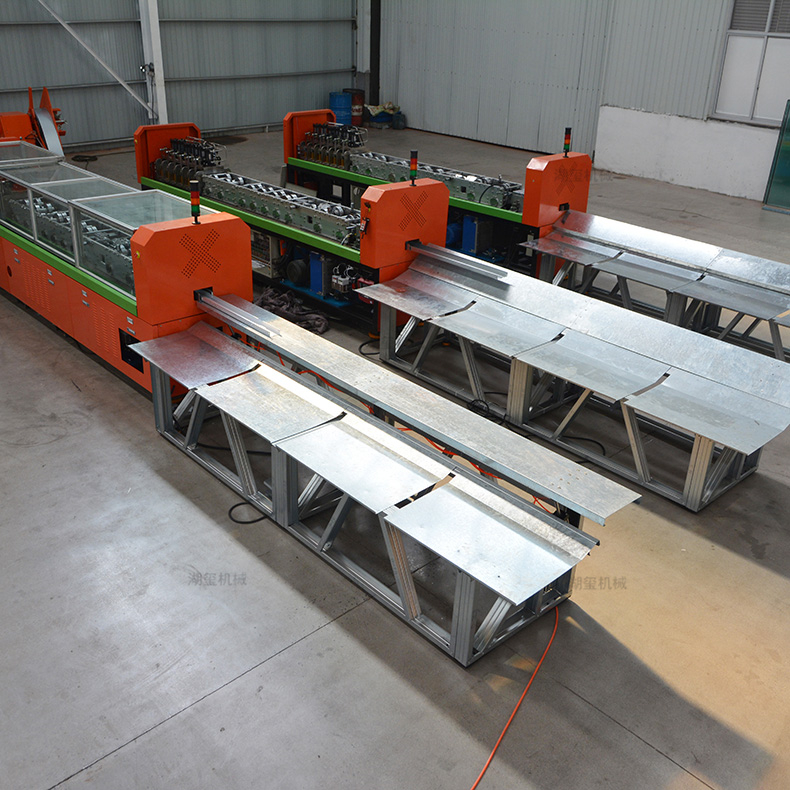 轻钢房屋龙骨机 晋中高品质轻钢别墅设备价格