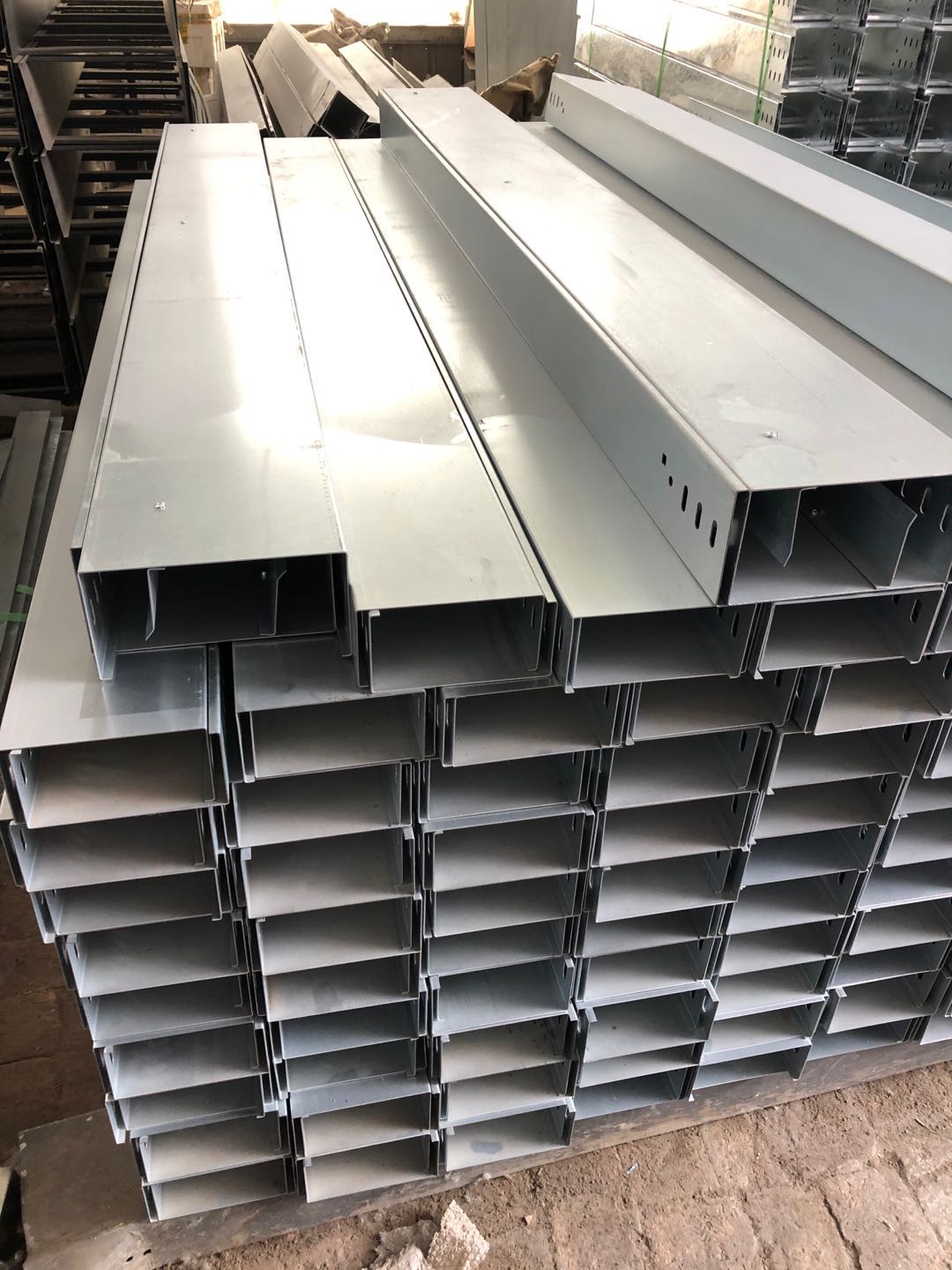 不锈钢桥架南宁弯通201不锈钢桥架按需订购