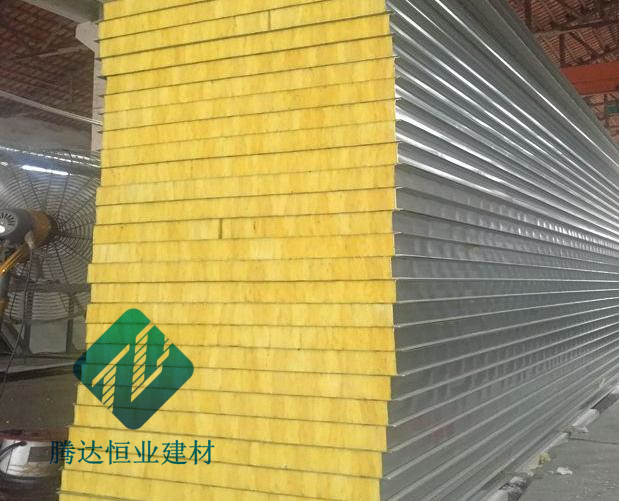 玻璃棉复合板 昌吉钢结构厂房屋面板报价