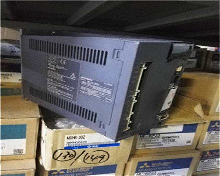 回收XINJE信捷PLC触摸屏 回收二手伺服电机公司