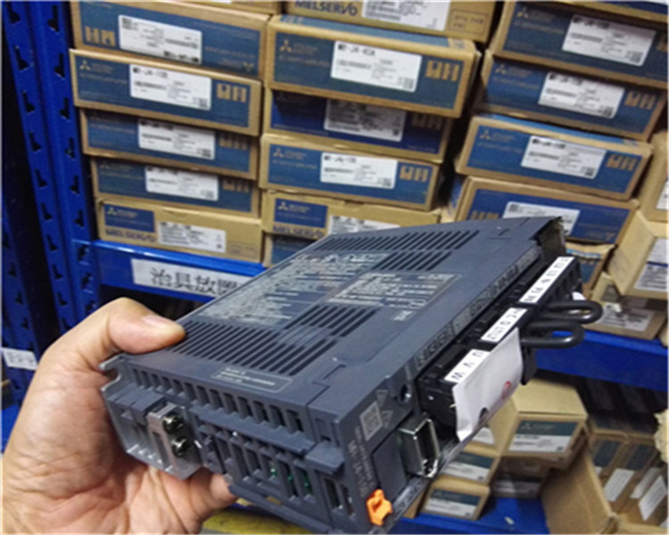 收购高压条高压板 二手伺服驱动器ASDA-B2回收厂家