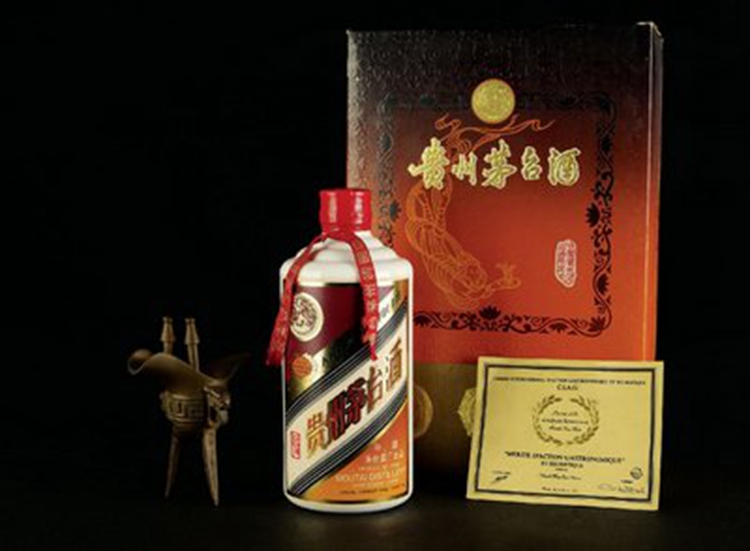 广东珠海回收礼品 回收国窖1573酒回收电话