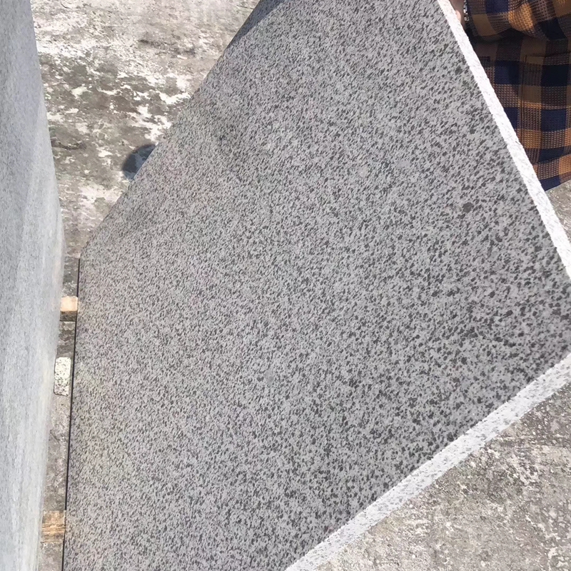 芝麻白矿山芝麻白台阶芝麻白火烧面石材批发