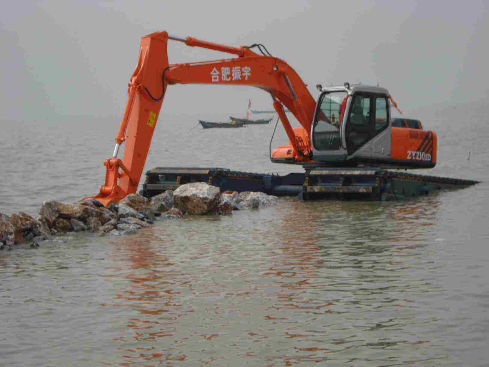 水上挖掘機租賃 湖北溼地水陸挖機出租租賃出租價格