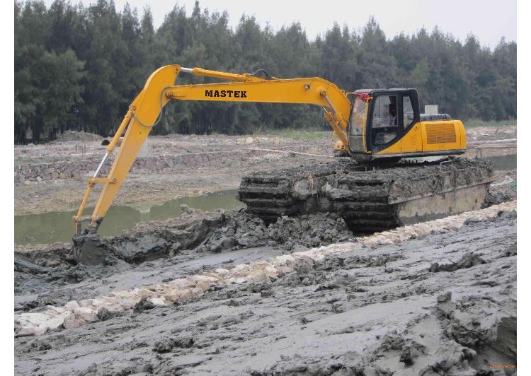 河道清淤 四川水陸挖機租賃河道清淤工程