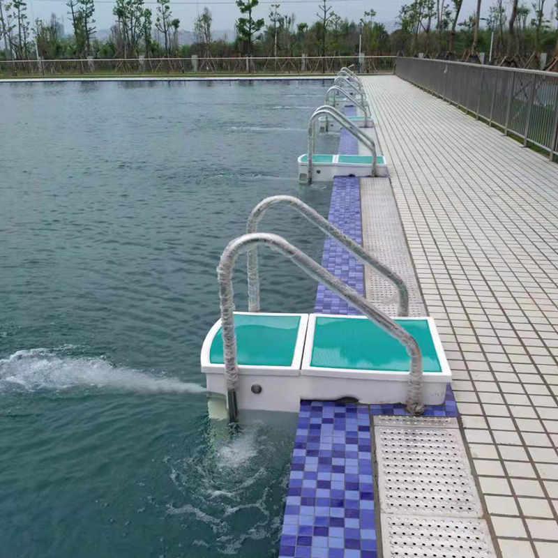 黄冈游泳池设备图片
