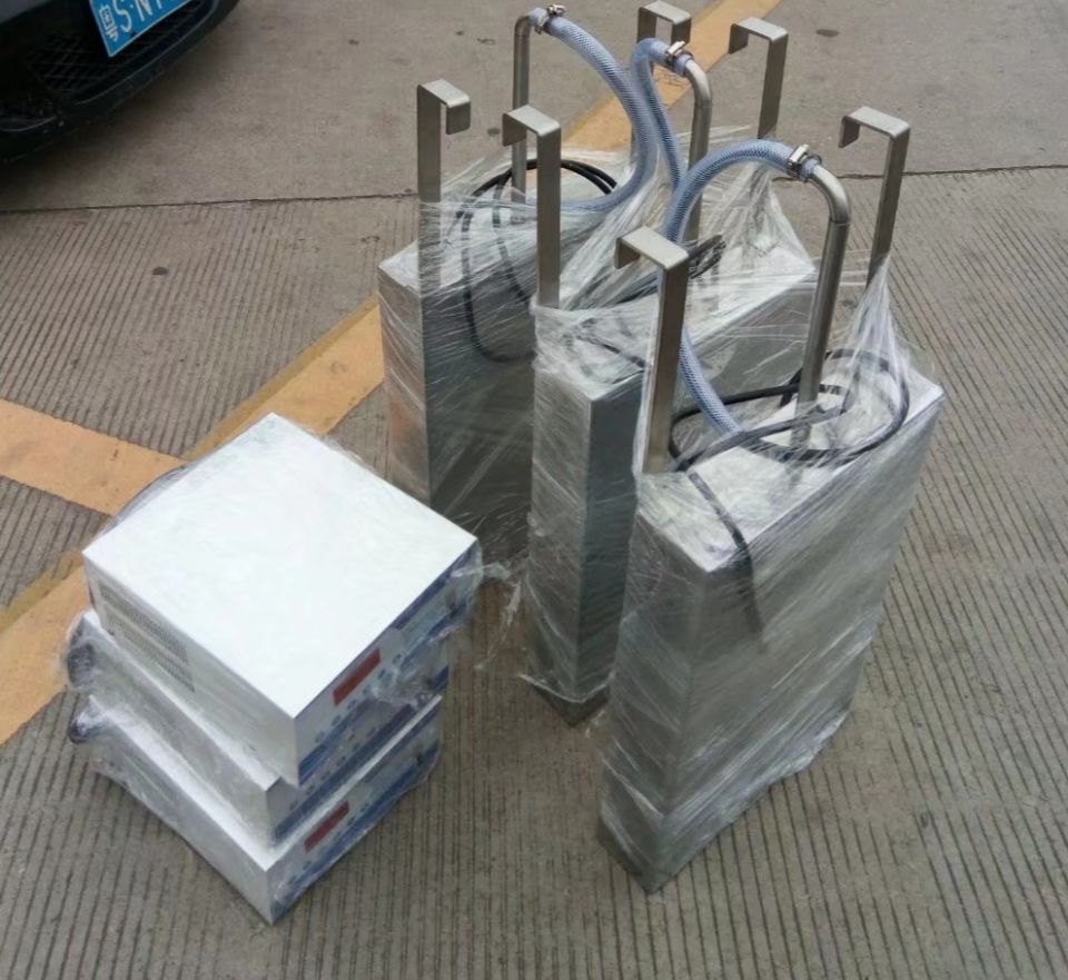 超声波振板产品结构:1,全不锈钢结构,耐酸耐碱,美观耐用.