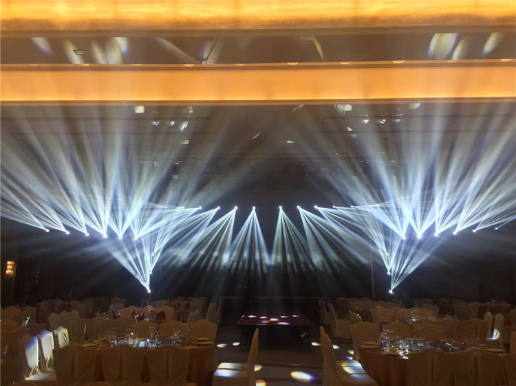 婚礼灯光搭建舞台搭建人员 惠州广州哪里租灯光