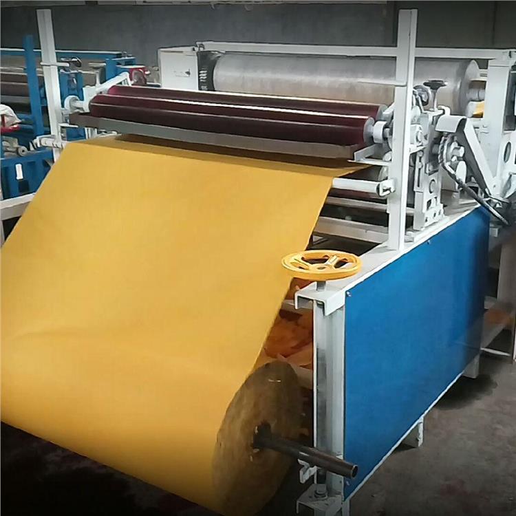回收二手4600叠网瓦楞纸机机械 西宁长期回收餐巾纸造纸机械