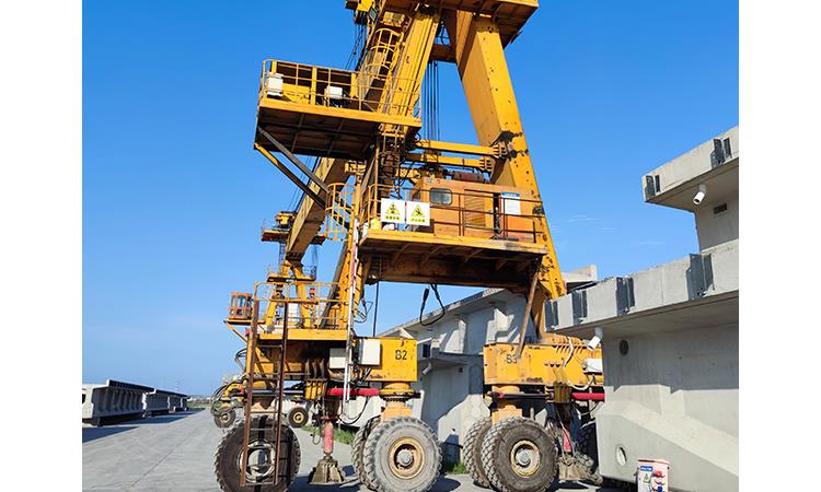 45t轮胎式龙门吊轮胎式龙门吊50t出租方案比选