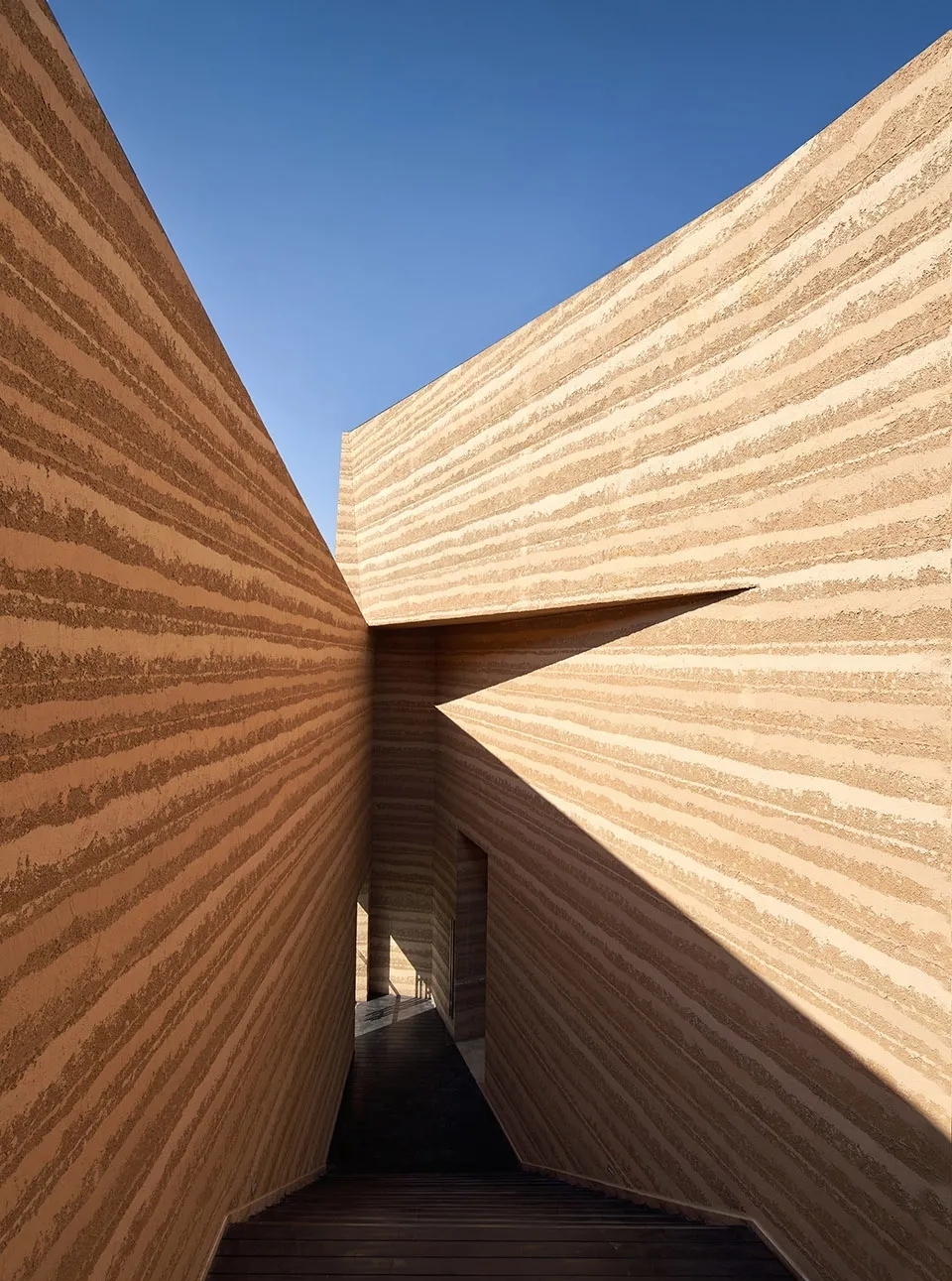 夯土饰面民宿夯土墙生产厂家