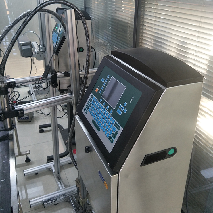 广州卓研机电获得用电机驱动方法调整喷码机偏转板夹角的结构专利