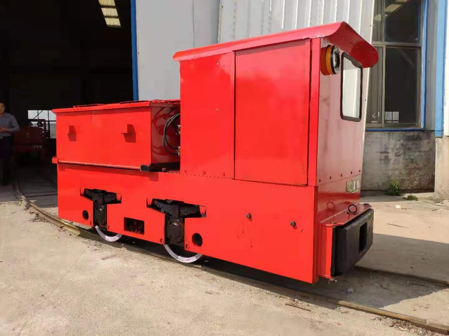 柴油机车煤矿蓄电池防爆电机车欢迎订购