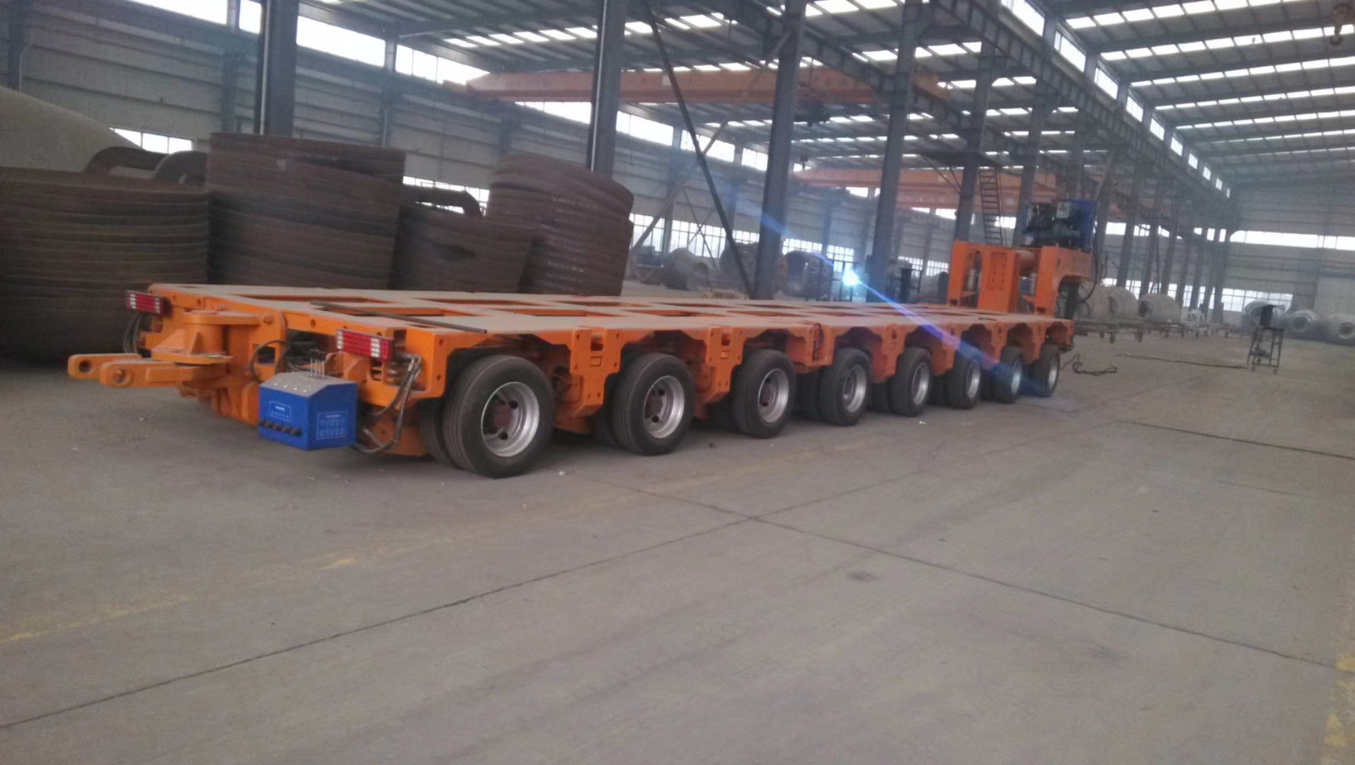 15米厢式半挂车