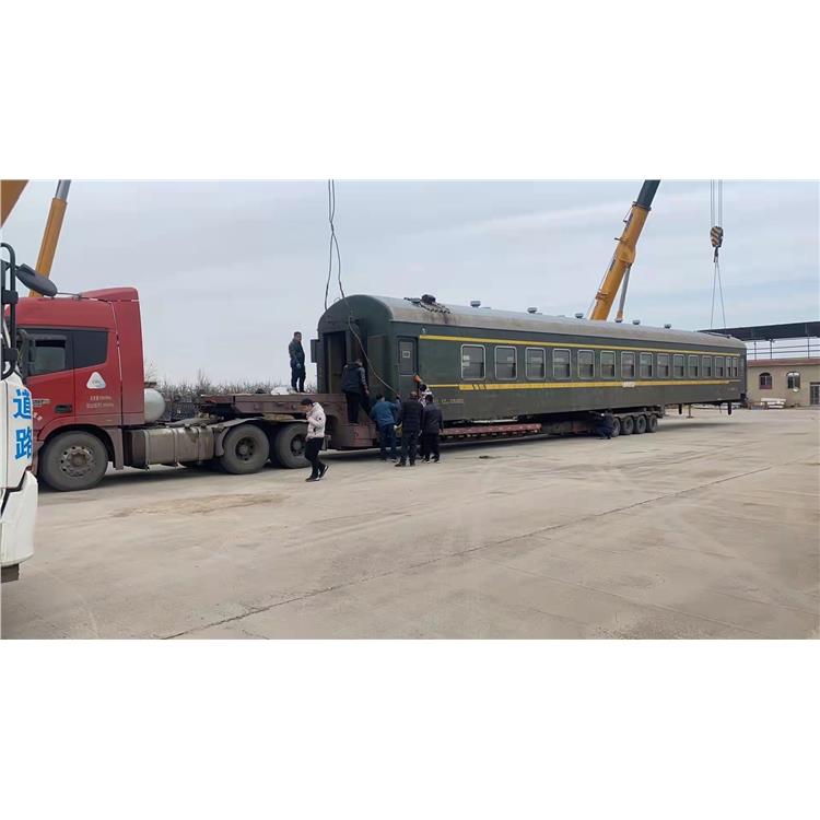 蒸汽机车翻新喷漆 杭州绿皮火车多少钱一节报废火车