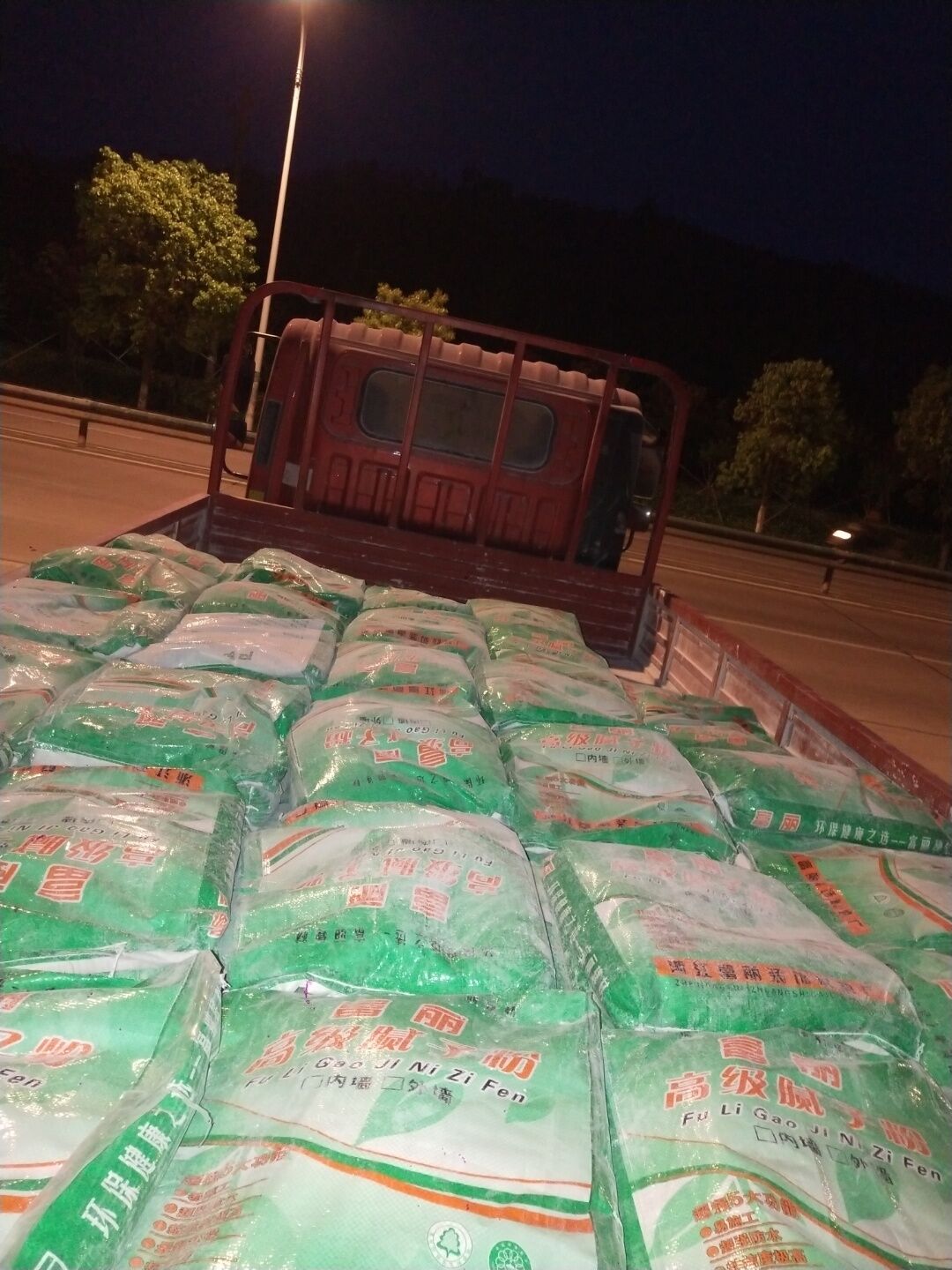 东阳腻子粉环保