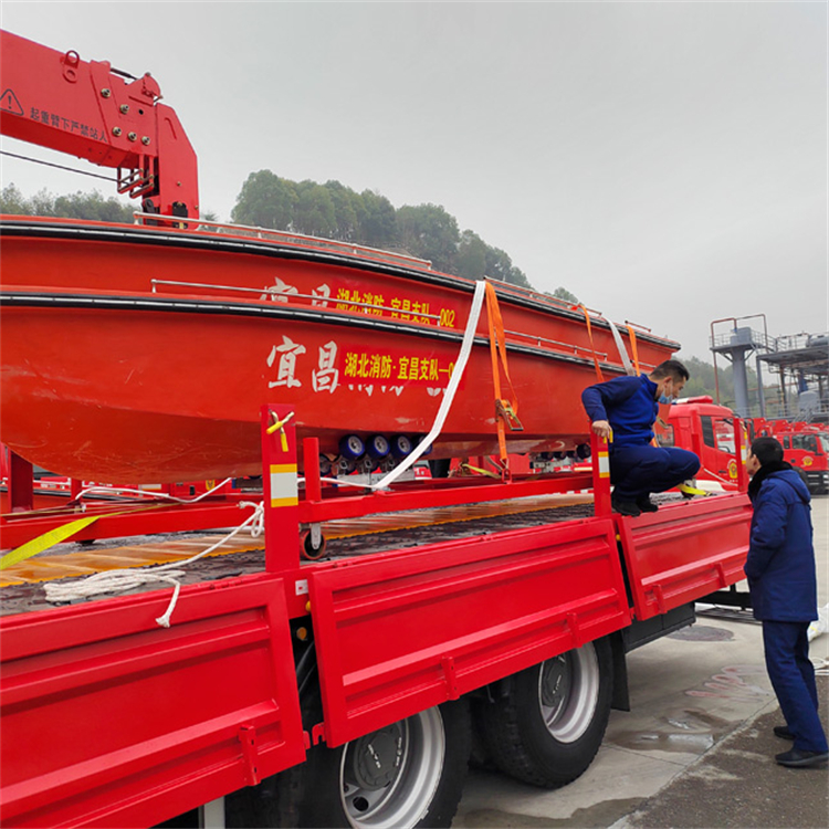 河北省转运风动艇 重汽汕德卡 12米舟艇运输车生产基地