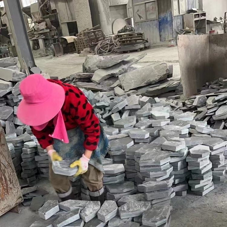 上海黑色板岩石材 多边形冰裂纹联系电话 产地货源