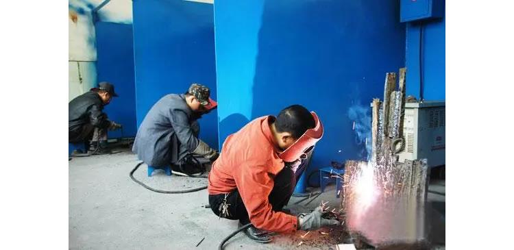 免费培训焊工是怎么回事 202309071535361476.jpg