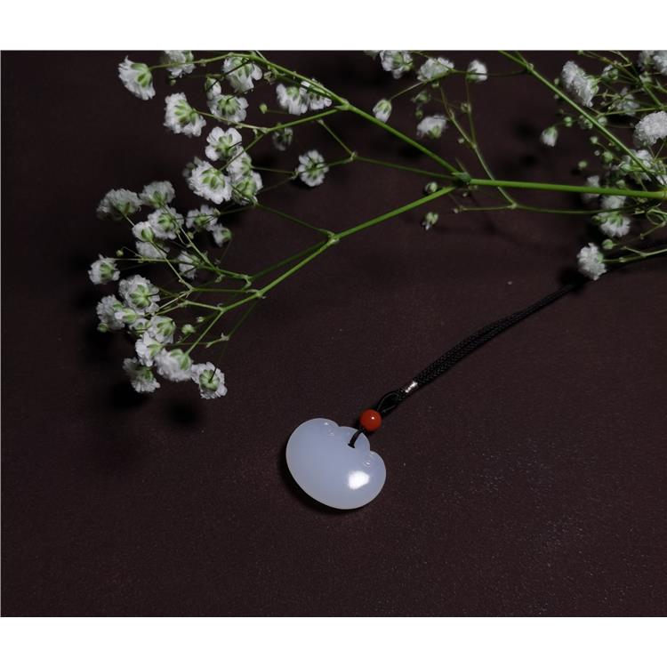 资深玉石顾问 杨浦区冰种翡翠 找晚香玉珠宝杨琴