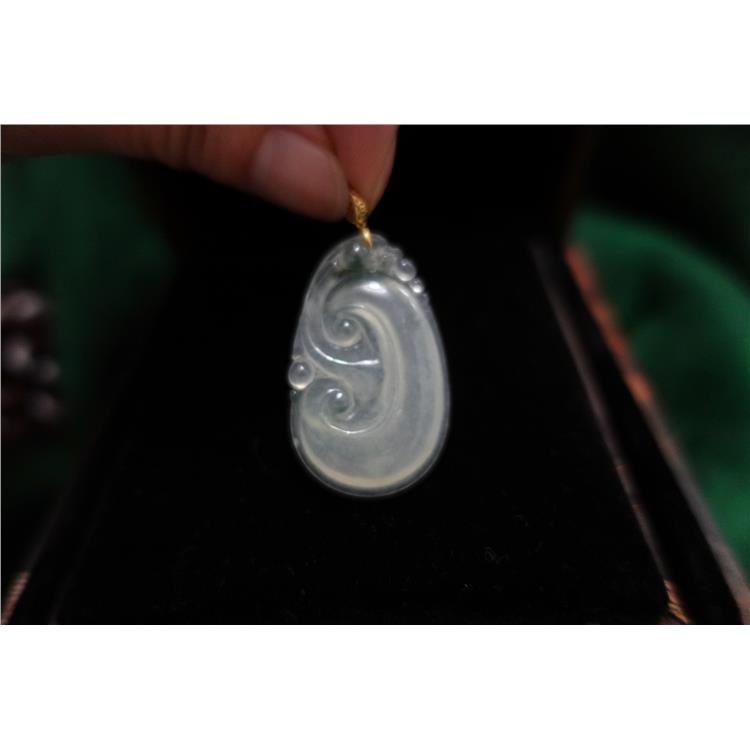 资深玉石顾问 浦东新区飘蓝花翡翠 上海晚香玉珠宝靠谱卖家