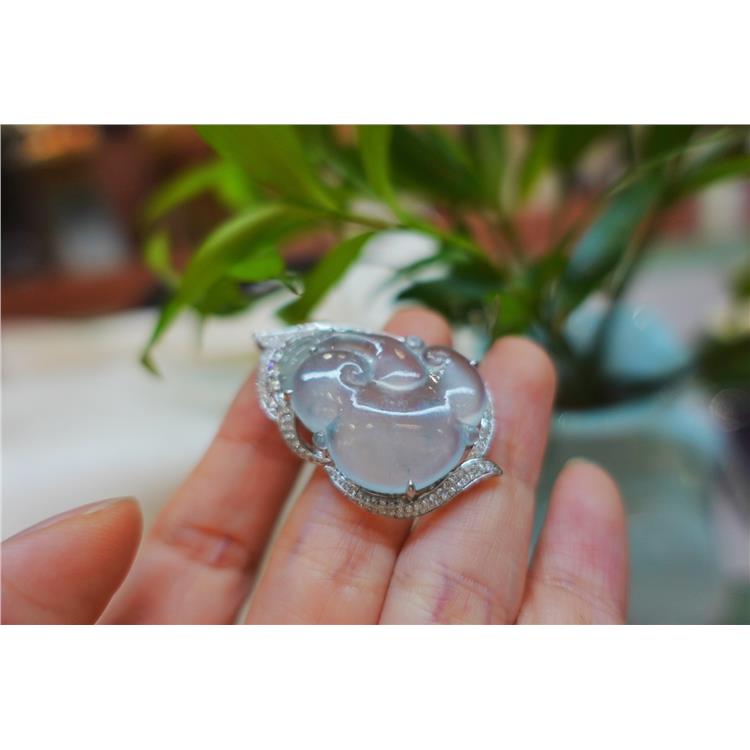 想买一件玉坠传承 奉贤区文化传承翡翠挂件 上海晚香玉珠宝