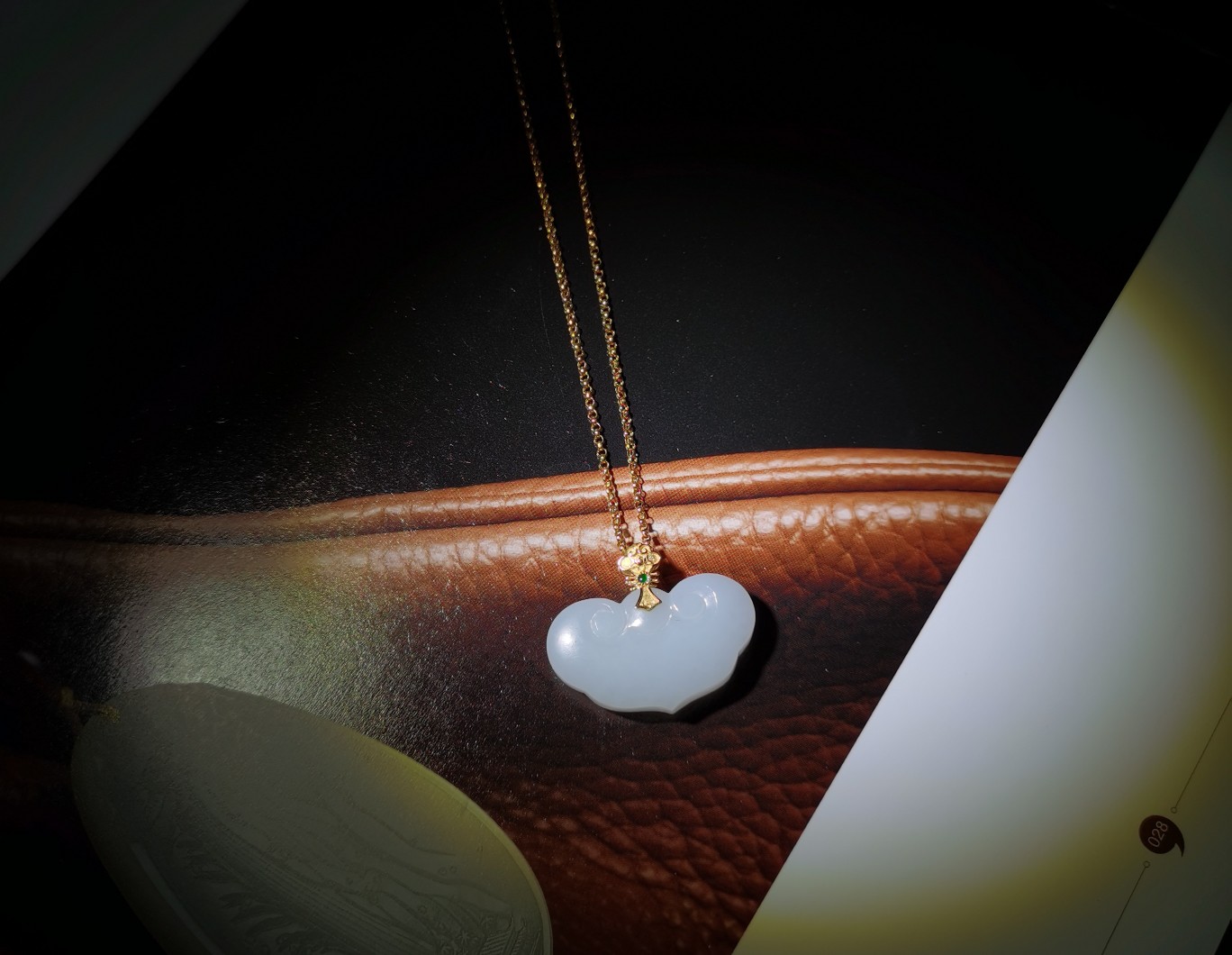 资深玉石顾问 嘉定区天然翡翠吊坠 上海晚香玉珠宝